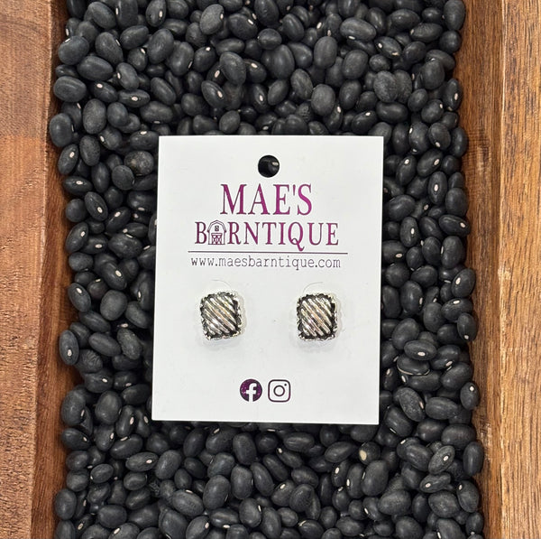 Sterling Silver Scalloped Bubble Border Stud Earrings